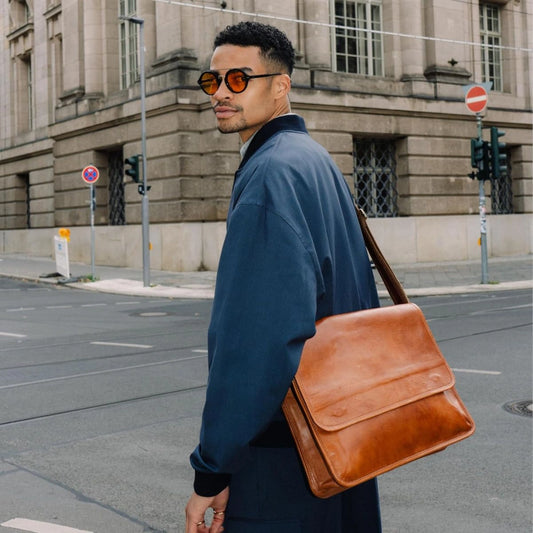 Prime Messenger + FREE Leather Journal